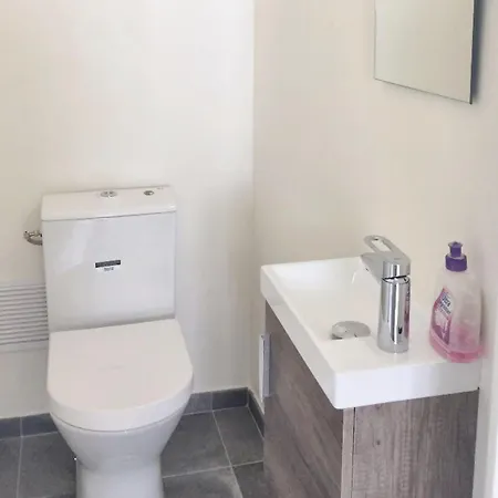 아파트 Appartement Charmant Avec Vue Sur La Mer Au Cannet - 58 M² 르까네